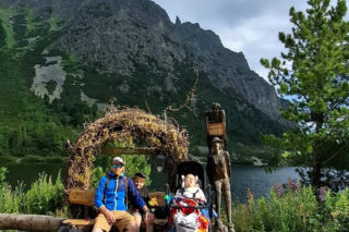 Ciężko chory Jasio zdobywa polskie góry. Jego rodzice nie zrezygnowali ze swoich pasji