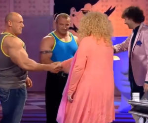 Burneika i Pudzianowski dali prezent Gessler