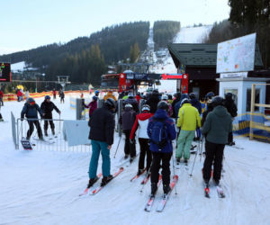 Ukraińcy pławią się w luksusie i bawią w najlepsze? Tak naprawdę wygląda Bukovel