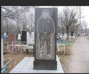 Nagrobki w Rosji. Tak, to nie mogło się wydarzyć gdzie indziej