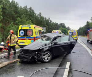 Wypadek na DK 10 w Solcu Kujawskim. Trzy osoby poszkodowane [ZDJĘCIA]