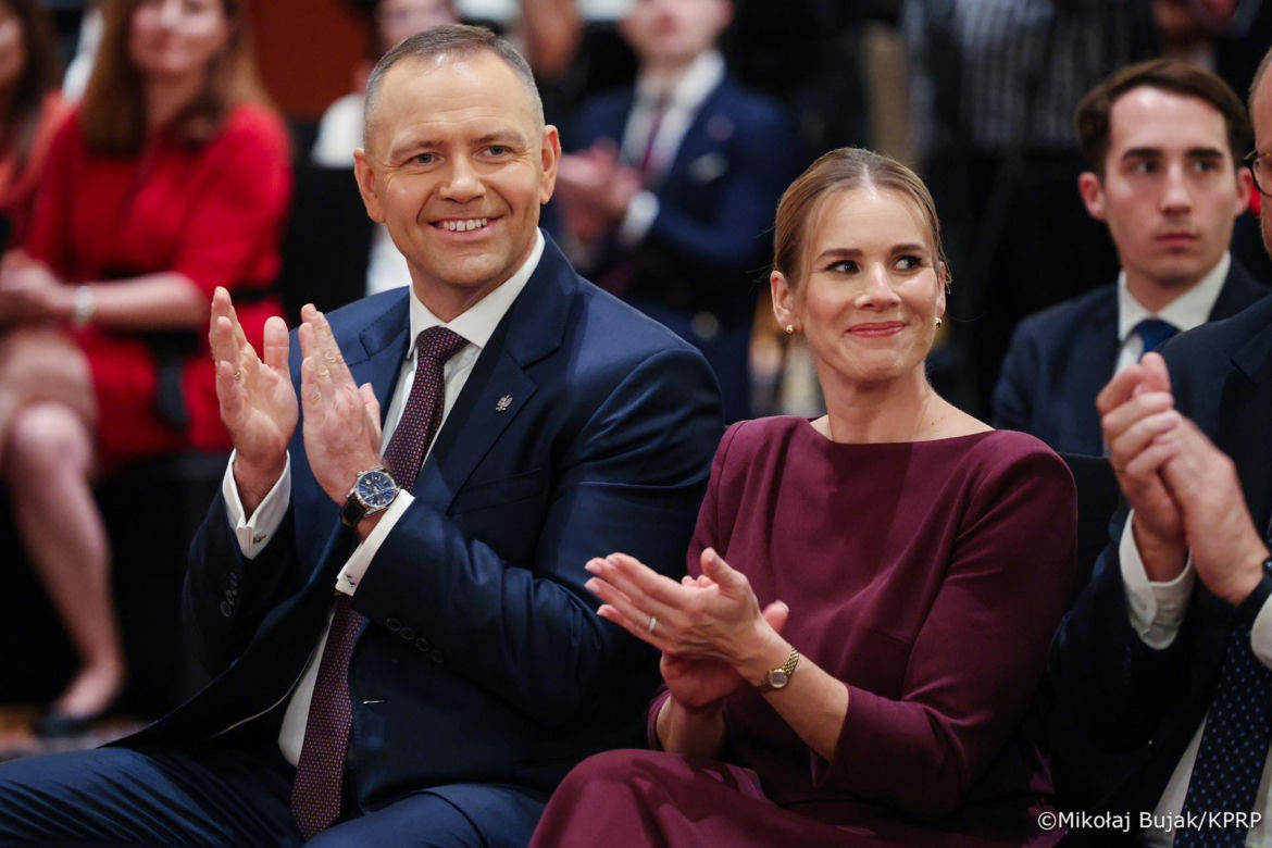 Marta Nawrocka znów błysnęła! Wyglądała jak księżna Kate!