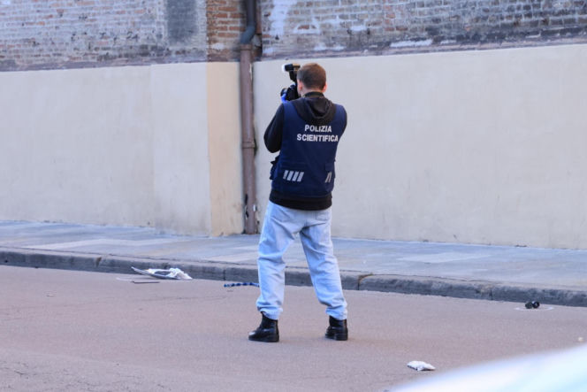 Horror we Włoszech! Rozpędzony samochód wjechał w tłum. Są ranni