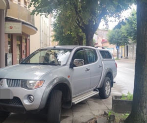 To nie moja wina, że mam duży samochód. Winne auto, nie kierowca? [ZDJĘCIA]