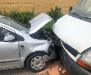 Pierszyce: 77-letni kierowca volkswagena doprowadził do zderzenia z ciężarówką 