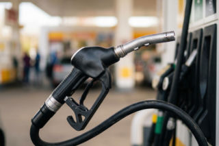 Hurtowe ceny paliw 02.04.2026 - Aramco i Orlen tną stawki na przekór globalnemu kryzysowi