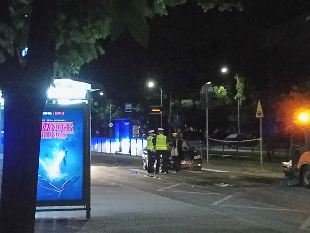 Koszmarny wypadek w Krakowie. Wbiegł wprost pod BMW, zginął na miejscu