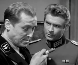 Hans Kloss nigdy nie powiedział tego Brunnerowi. Legendę kultowego cytatu stworzył Stanisław Bareja
