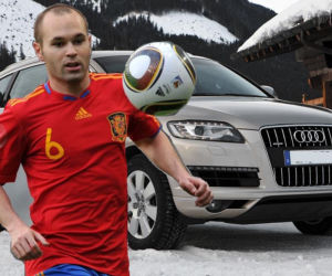 Andres Iniesta jeździ Q7