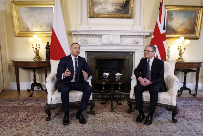 Karol Nawrocki, Keir Starmer