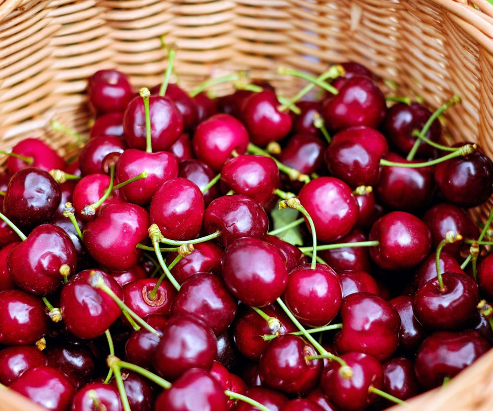 Chutney wiśniowy - przepis na aromatyczny sos