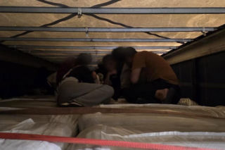 Ciężarówka z 27 migrantami wpadła w Budzisku. Kierowca z Rumunii aresztowany