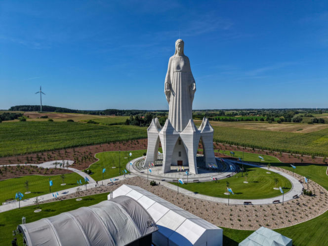 Poświęcenie pomnika Matki Boskiej w Konotopiu