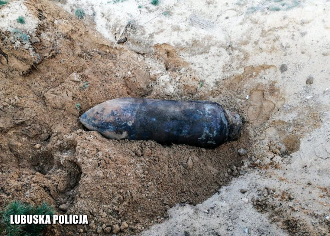 Znaleziono niewybuch w Słubicach. Trwała akcja policjantów i saperów