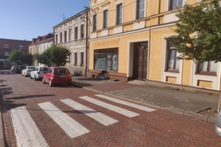 To jedno z najpiękniejszych śląskich miast. Zachwyca nie tylko unikatowym rynkiem, ale też drewnianym kościołem
