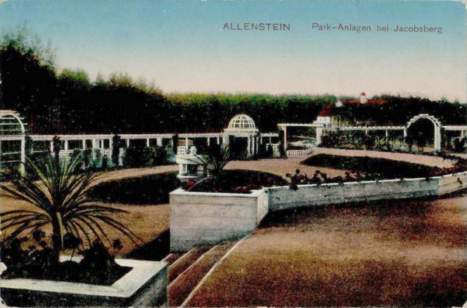 Tak przez lata zmieniało się olsztyńskie Jakubowo. Po dawnym ośrodku rekreacyjnym nie ma znaku