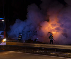Zderzenie 5 pojazdów na A4. Paliła się ciężarówka! [ZDJĘCIA]