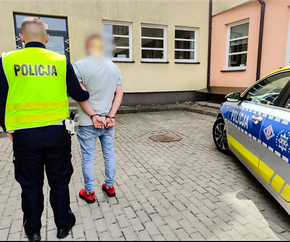 Zdezelowane BMW rozpadło się na pół. Nastoletni Tomek nie przeżył
