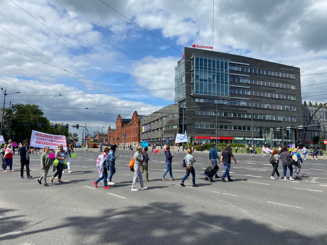 protest pracowników MOPS 14.06