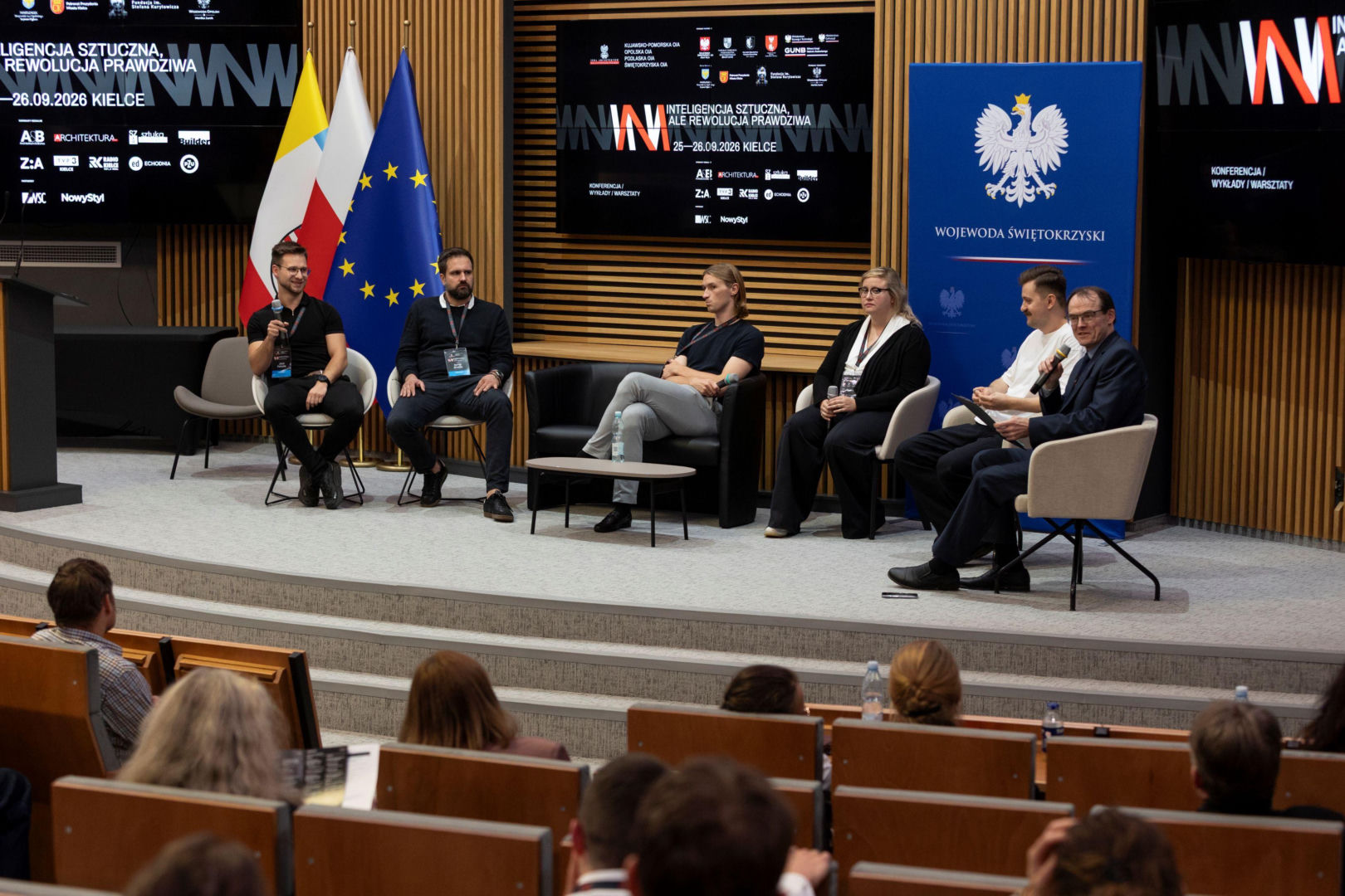Konferencja „Inteligencja sztuczna, ale rewolucja prawdziwa”