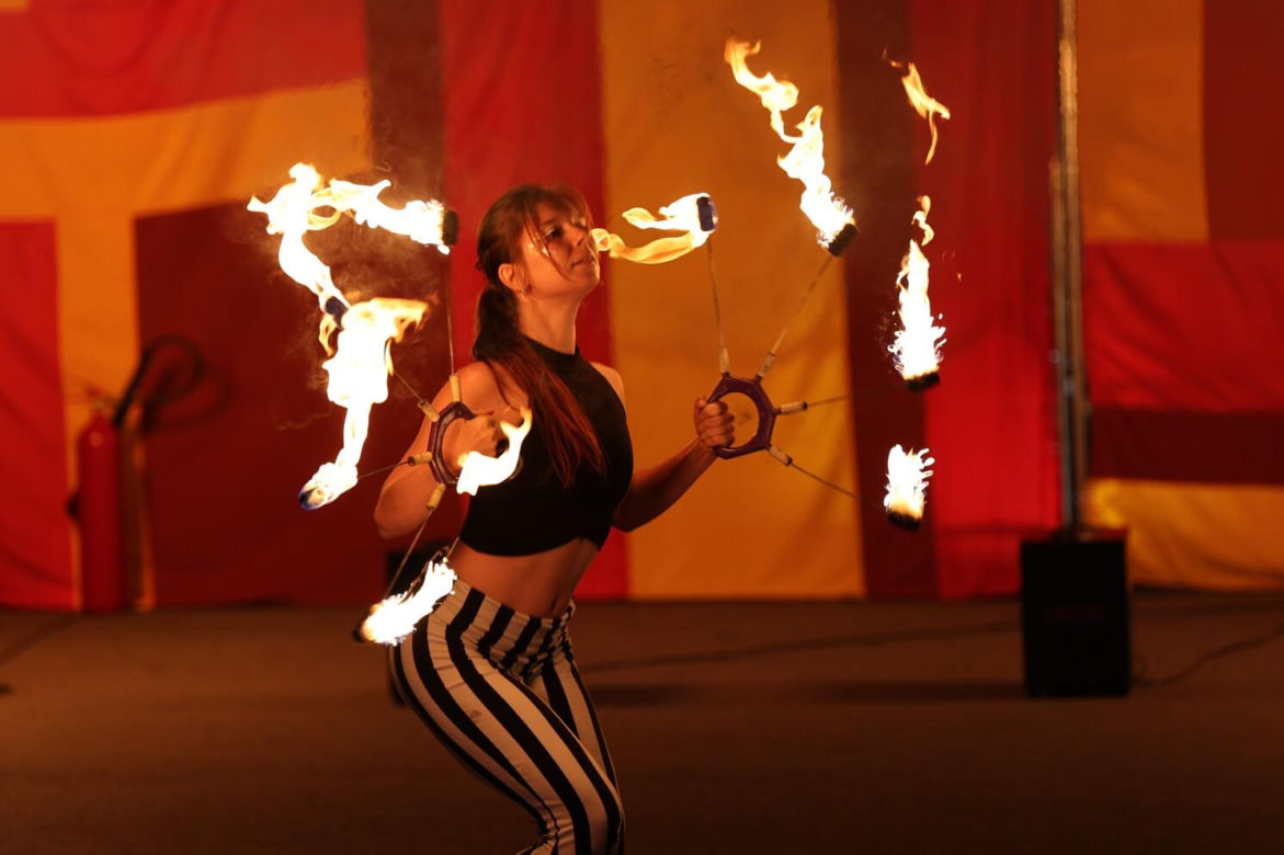 Fire Jam sprawił, że Park Ludowy w Lublinie zapłonął! Tak było podczas Europejskiej Konwencji Żonglerskiej