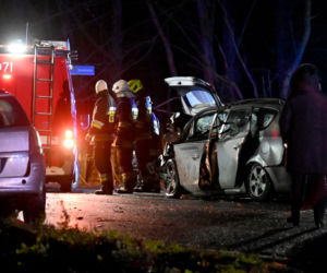 Tragiczny wypadek pod Kołbaczem. Zderzyły się trzy samochody. Nie żyje starsza kobieta