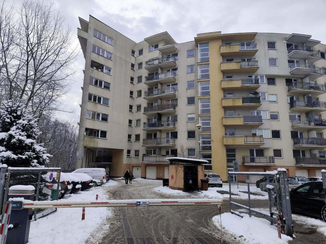 Tajemnicza śmierć kobiety w Krakowie! Mężczyzna zatrzymany przez policję