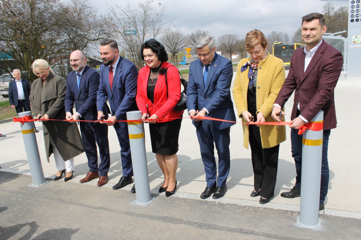 W Świerklańcu otwarto centrum przesiadkowe. Kosztowało prawie 6 mln zł