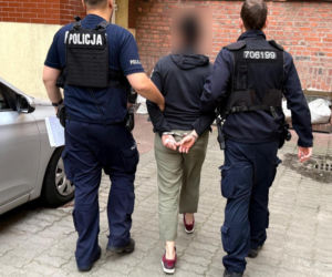 Krwawa awantura przed blokiem. 49-latek zginął od ciosów nożem! 