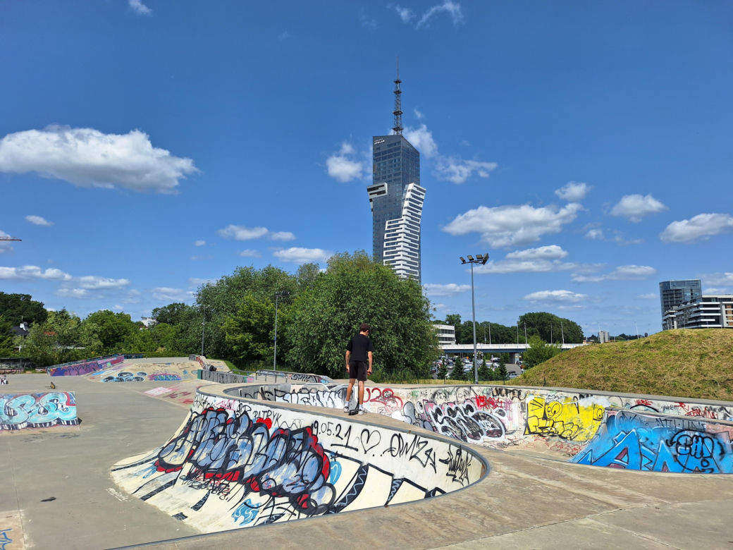 Rzeszowski skatepark. Atrakcja podczas wakacji w mieście 