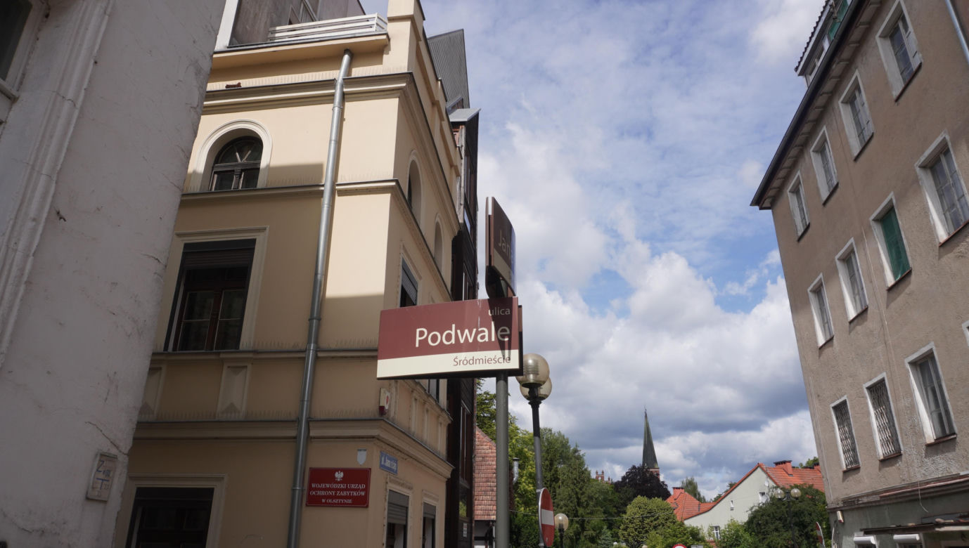 To najbardziej klimatyczna uliczka na w Olsztynie? Choć jest zniszczona, wiele osób może zachwycać