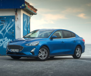 Ford Focus Sedan 1.0 EcoBoost 125 KM 6MT Connected