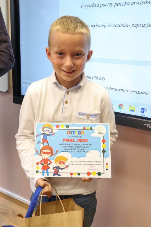 10-letni Paweł znalazł prawie 10 tys. zł. Pieniądze oddał właścicielowi