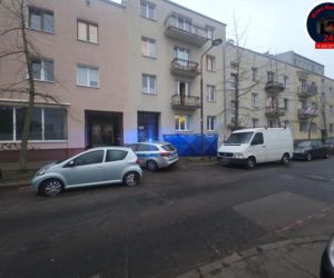 Tragedia w Warszawie. Wyszedł na oblodzony balkon, poślizgnął się i spadł. Nie żyje