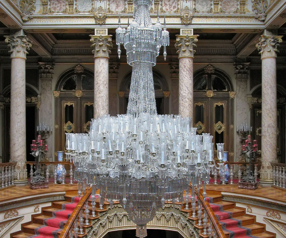 Baccarat – kryształowy żyrandol w Pałacu Dolmabahce w Stambule