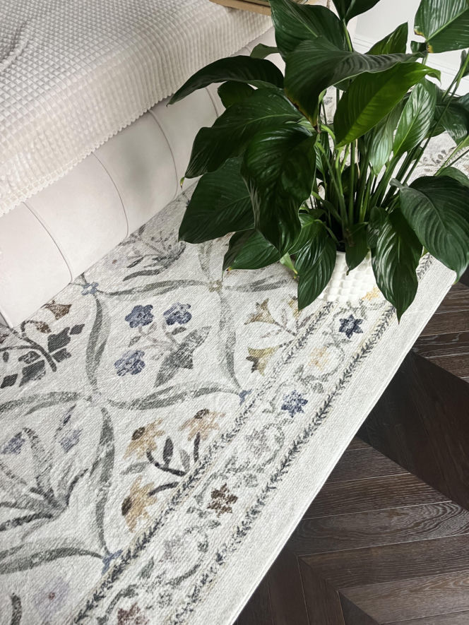 Tak dywan prezentuje się w mojej sypialni