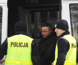 Dramatyczny wypadek na ul. Fieldorfa. Pijany kierowca rozbił samochód