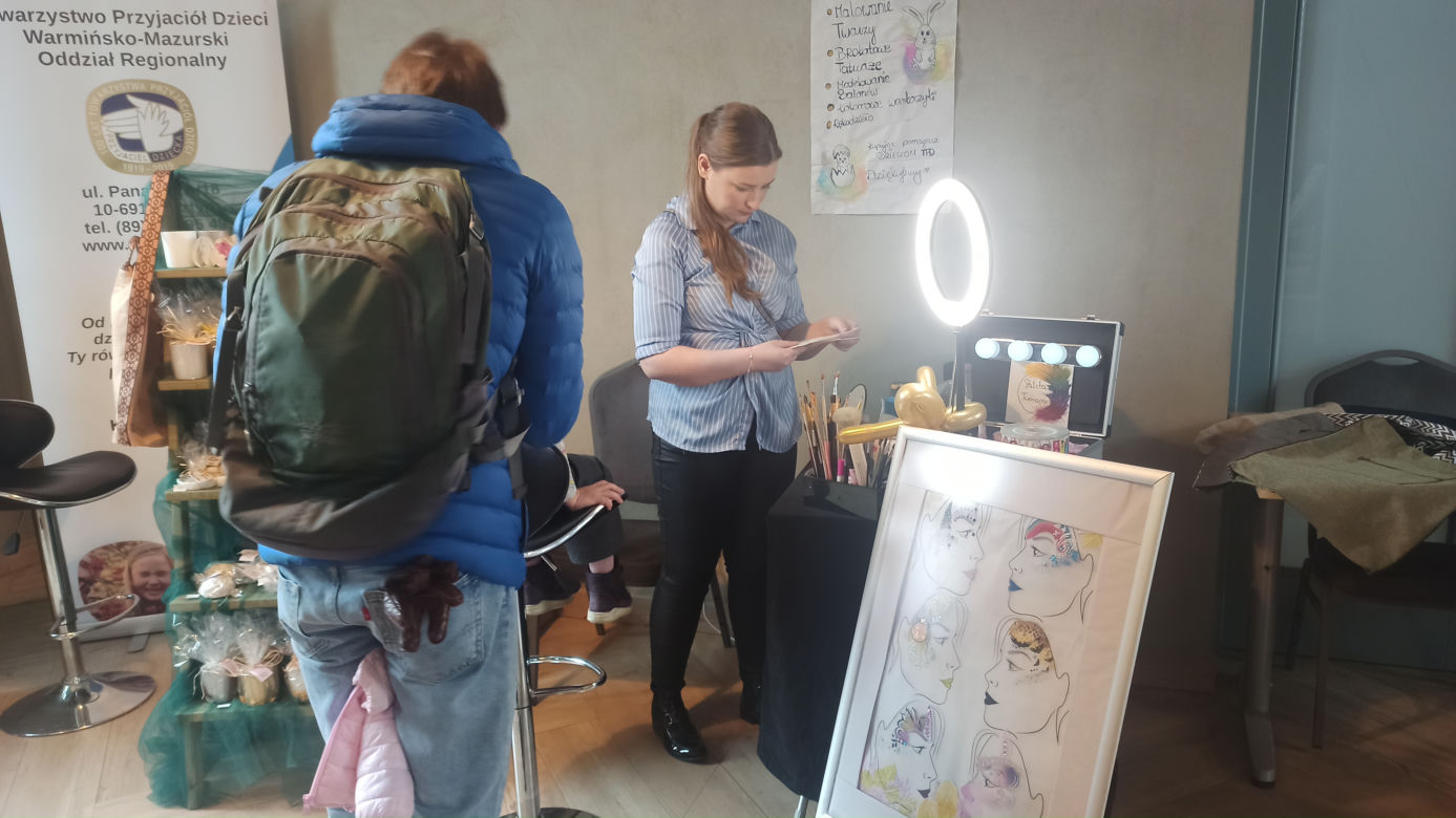 Trwa jarmark wielkanocny w Olsztynie. Co dobrego można kupić? [ZDJĘCIA]