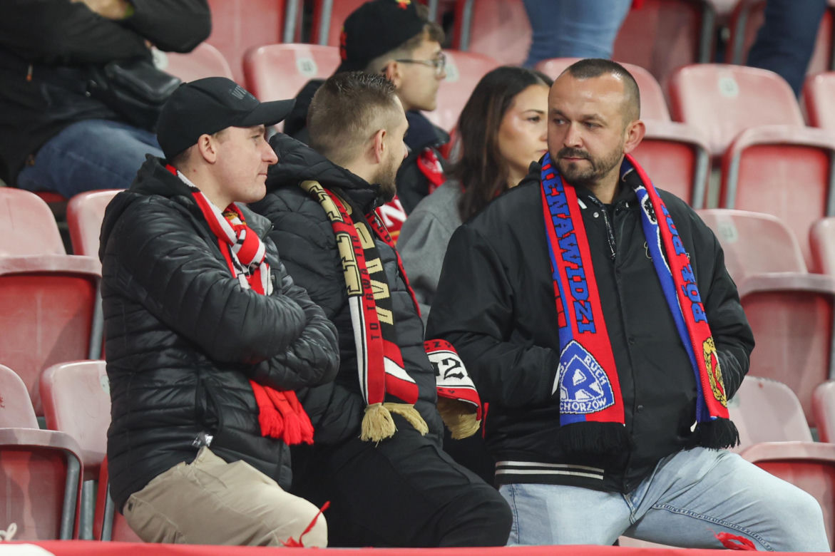 Widzew Łódź - Górnik Zabrze: Zdjęcia kibiców i zawodników z klasyku w ramach 12. kolejki PKO BP Ekstraklasy