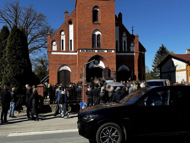 Bliscy pożegnali 14-letniego Mateusza