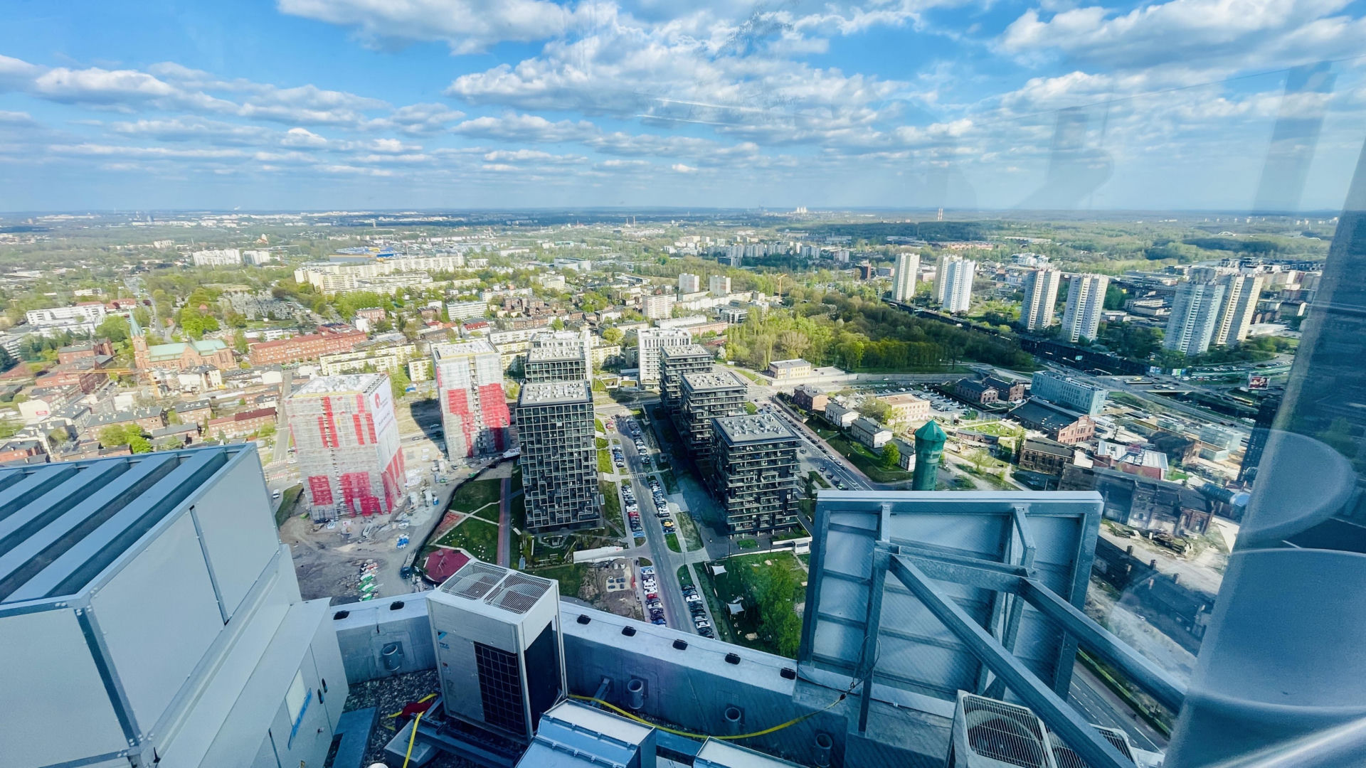 Taras widokowy na 36. piętrze wieżowca Atal Olimpijska w Katowicach