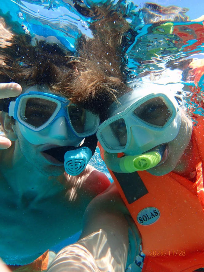 Michał Kassin z chłopakiem na egzotycznych wakacjach w Afryce. Tacy to pożyją