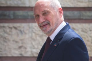 Macierewicz będzie kontrolował wszystkich!