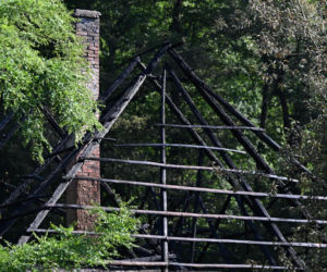 Krzyż przetrwał inferno. Zadziałała opatrzność?