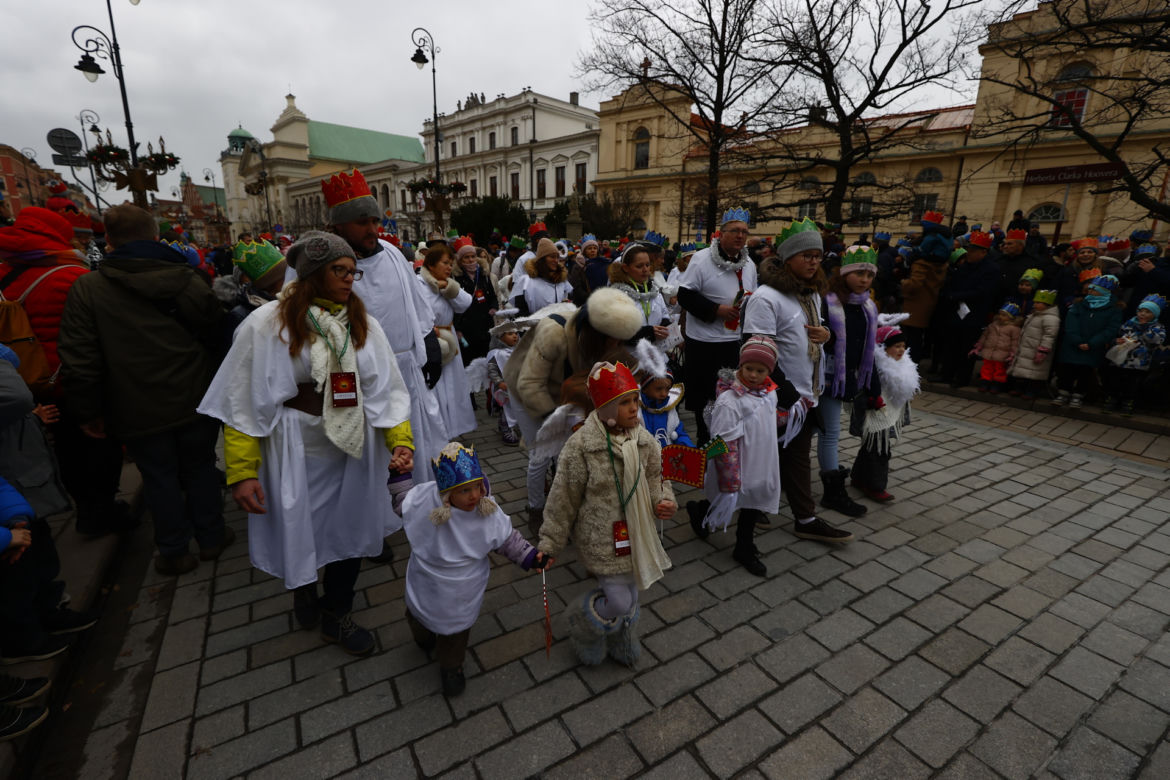 Orszak Trzech Króli 2023 przeszedł przez Warszawę
