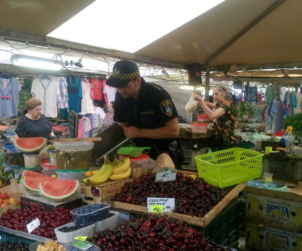 Strażnicy miejscy przeprowadzili kontrole na targowiskach