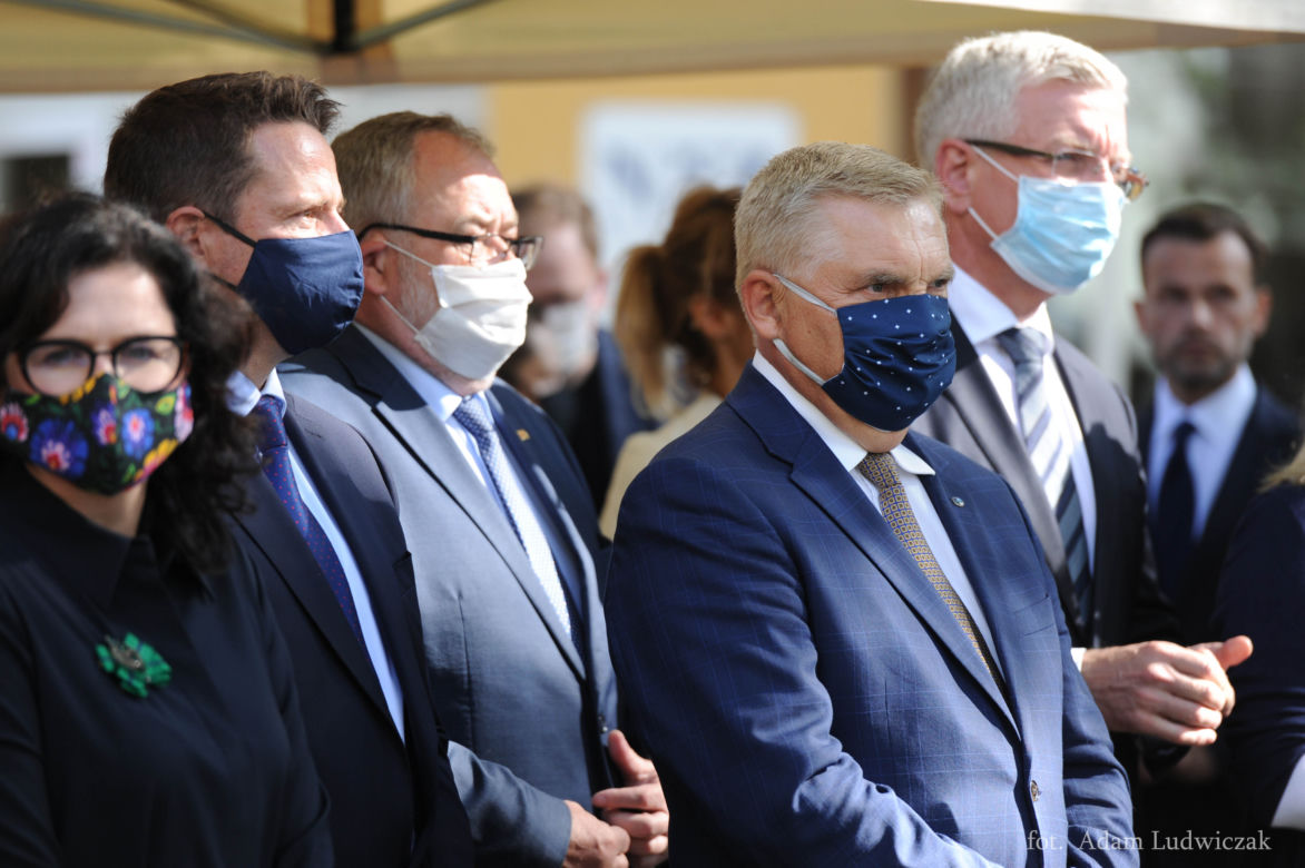 Skwer Pawła Bogdana Adamowicza. Były prezydent Gdańska został patronem skweru w centrum Białegostoku