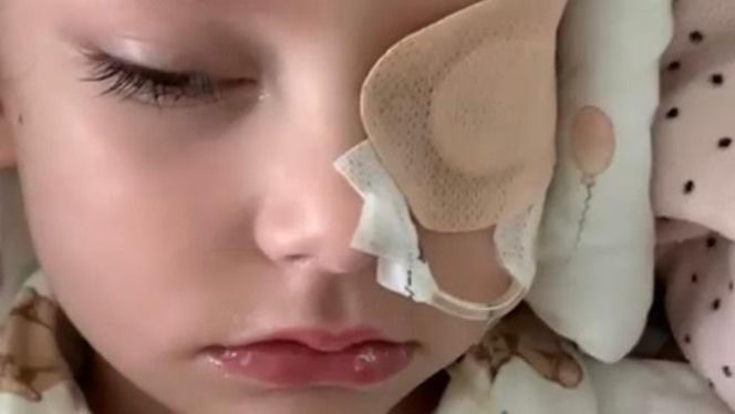 Wylew krwi do mózgu odebrał Lili dzieciństwo. 5-latka każdego dnia walczy o sprawność