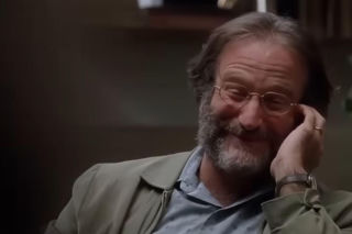 Robin Williams zaimprowizował całą scenę. Śmiech Matta Damona nie był udawany