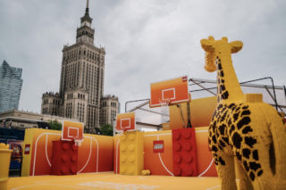 Budowanie, skoki i koszykówka w jednym miejscu